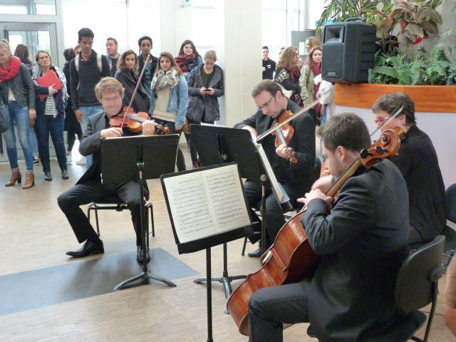 Votre soirée avec un orchestre de variété